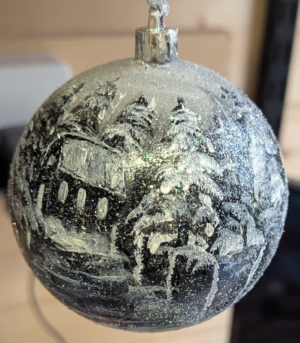 ❄️ Hand-Painted Winter Cabin Christmas Ornament / Bauble – Glittered Crackled Glass Effect Finish